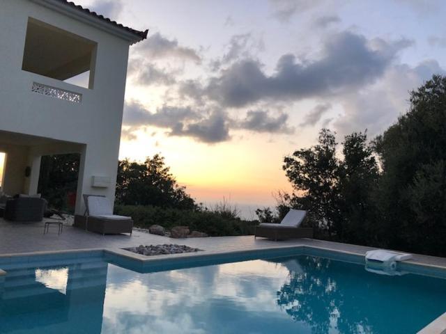 Kyparissia De Wandelboom Villa Vrises  Buitenkant foto
