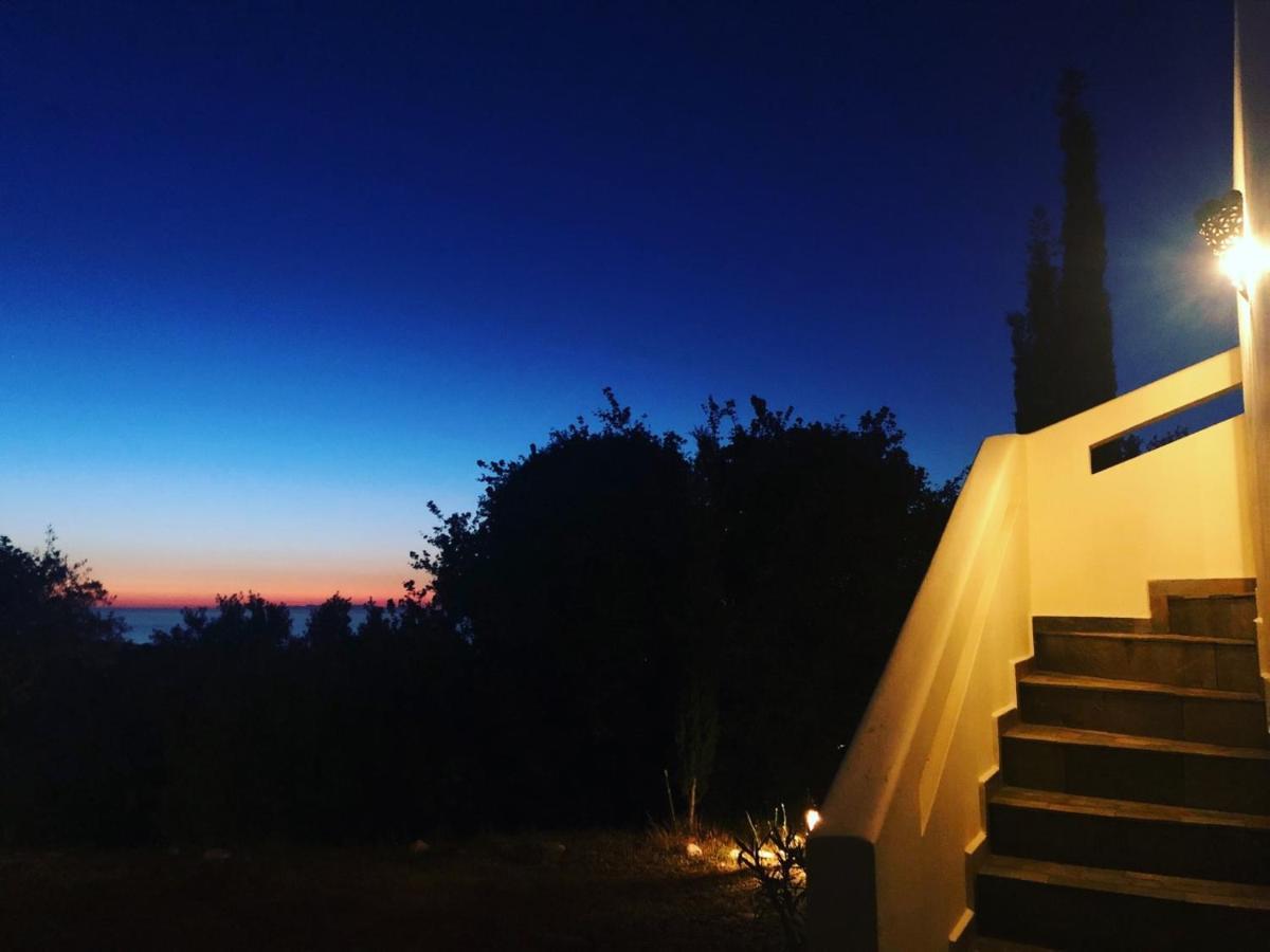 Kyparissia De Wandelboom Villa Vrises  Buitenkant foto